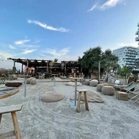 アパートホテル Novsee Luxury Mamaia Nord *