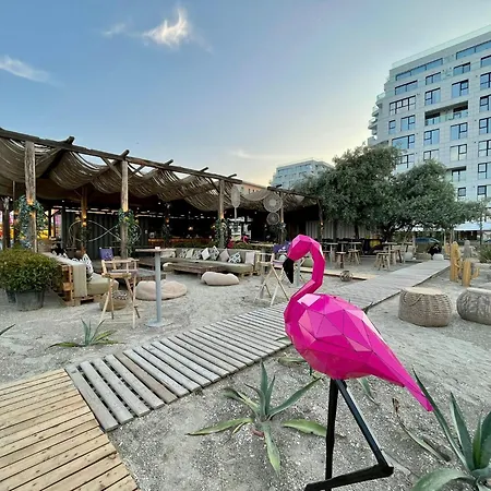 Novsee Luxury Mamaia Nord アパートホテル